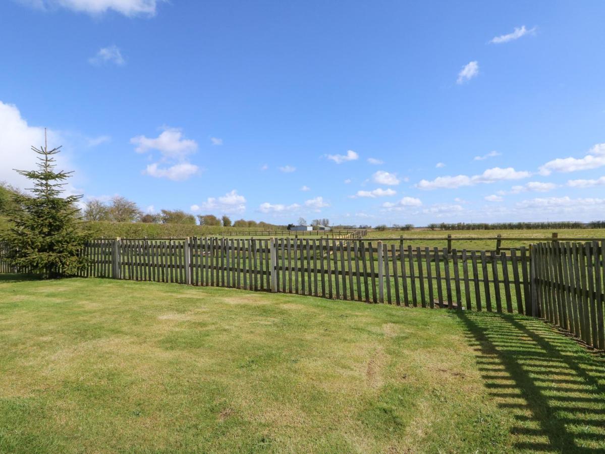 Sheppard'S Hut Villa Terrington Saint Clement Exteriör bild